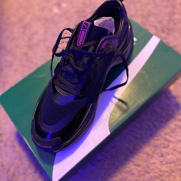 PUMA WOMEN’S RISE RAINBOW DASH SNEAKERS - Picture 3 of 8